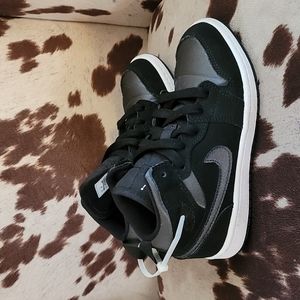13c Air Jordan 1 Mid Black and Grey